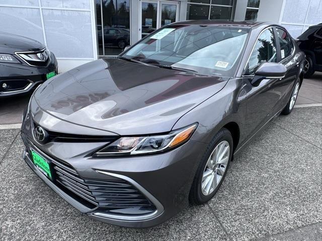 $30772 : 2024 Camry LE image 2