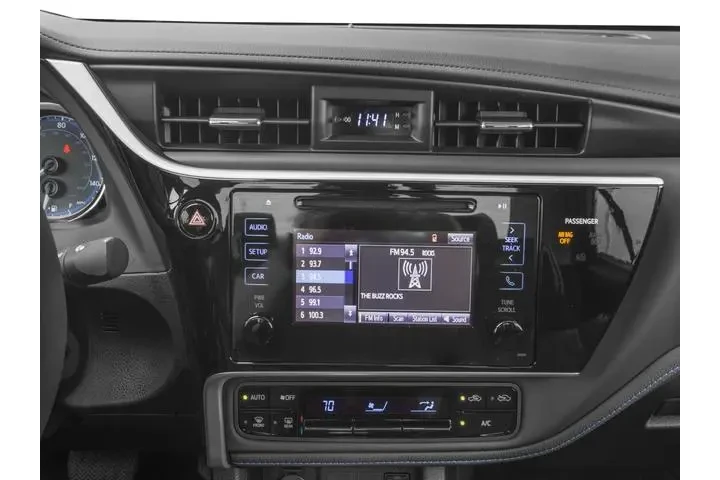 $12991 : Toyota Corolla 2017 SE 4dr S image 10