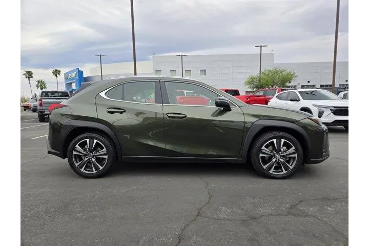 $23991 : Lexus UX 200 2019 4dr Crosso image 7