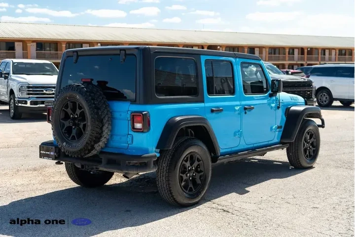 $24010 : Jeep Wrangler Unlimited 2021 image 6