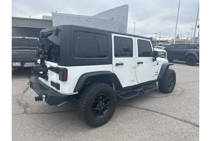 $22634 : Jeep Wrangler Unlimited 2017 image 5