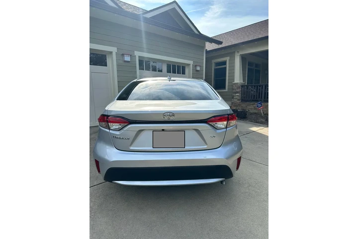 $11000 : 2022 Corolla LE image 3