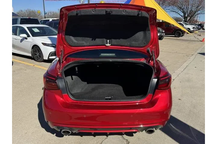 $33418 : INFINITI Q50 2021 Red Sport image 7