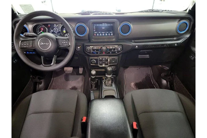 $27998 : Jeep Wrangler 2023 4x4 Willy image 9