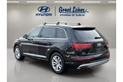 $17266 : Audi Q7 2017 AWD 3.0T quattr thumbnail