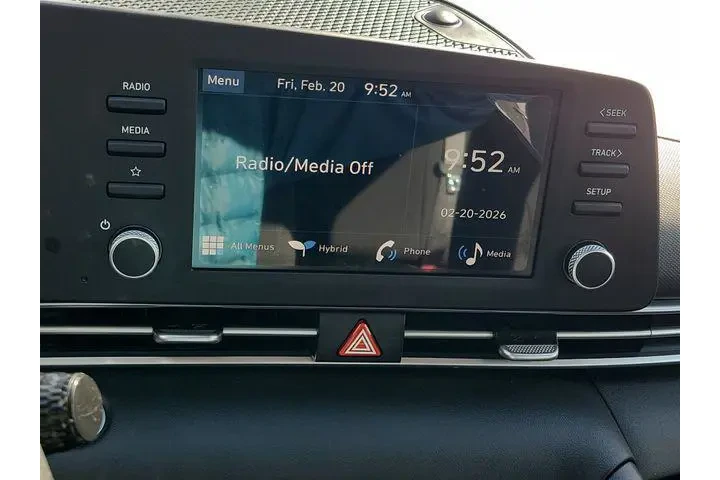 $21983 : Hyundai ELANTRA Hybrid 2025 image 6