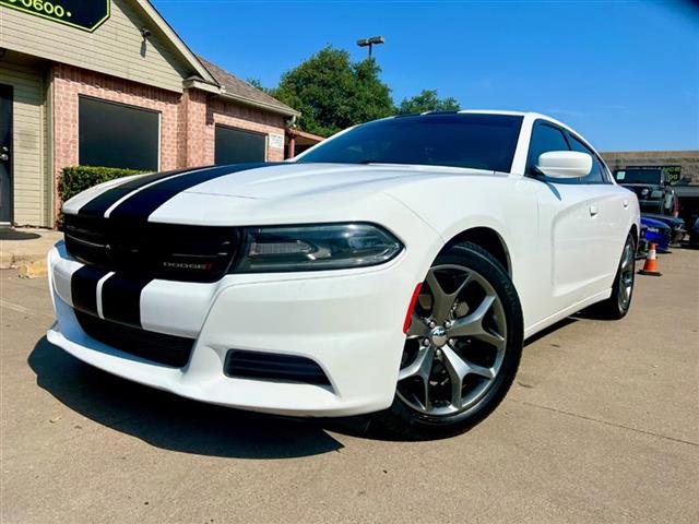 $21950 : 2019 DODGE CHARGER SXT image 3