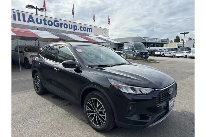 $27950 : Ford Escape Plug-In Hybrid 2 image 2