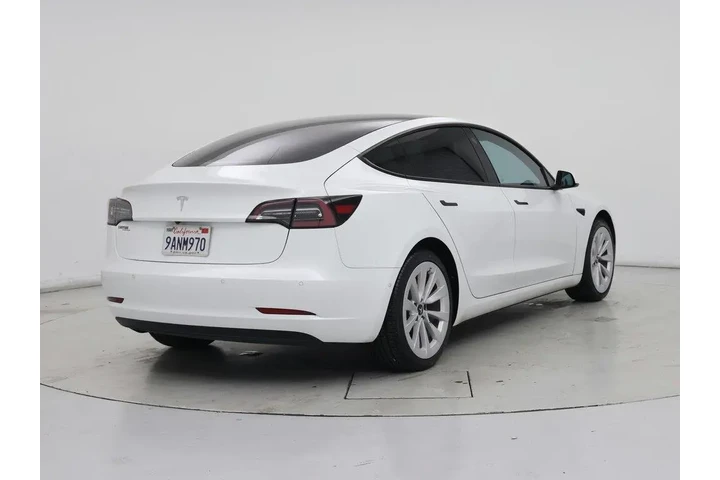 $25998 : Tesla Model 3 2022 4dr Sedan image 8