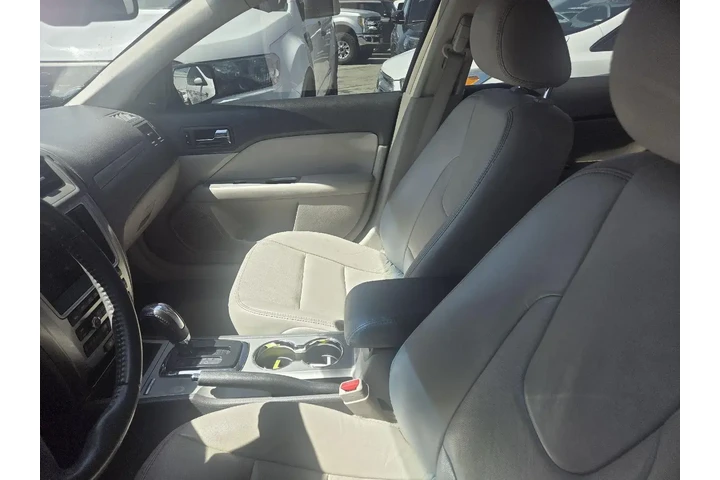 $10950 : Ford Fusion Hybrid 2011 4dr image 7