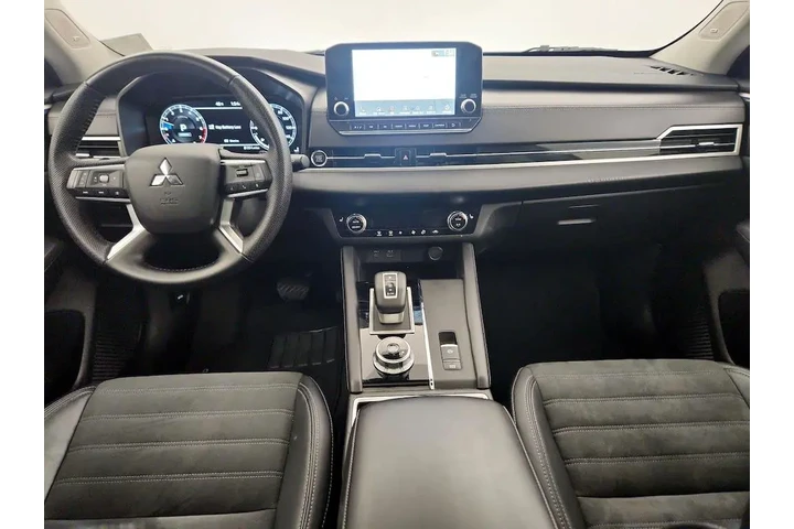 $23998 : Mitsubishi Outlander 2023 SE image 9