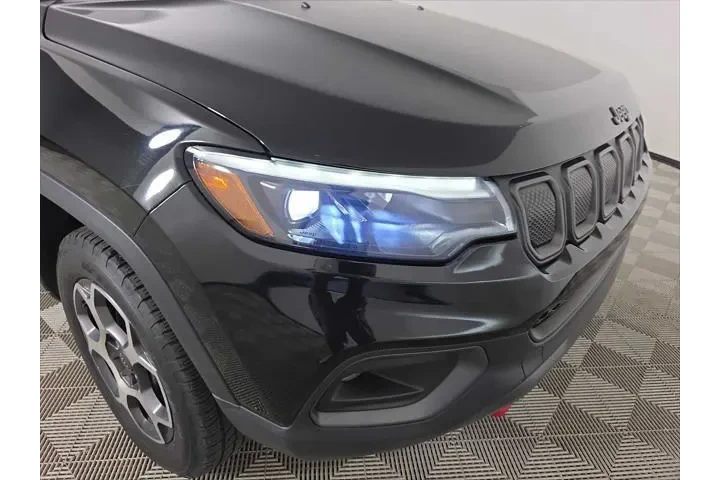 $22132 : Jeep Compass 2022 4x4 Trailh image 10