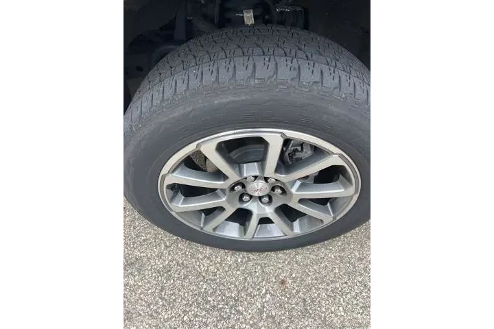 $37505 : GMC Canyon 2022 4x4 Denali 4 image 5