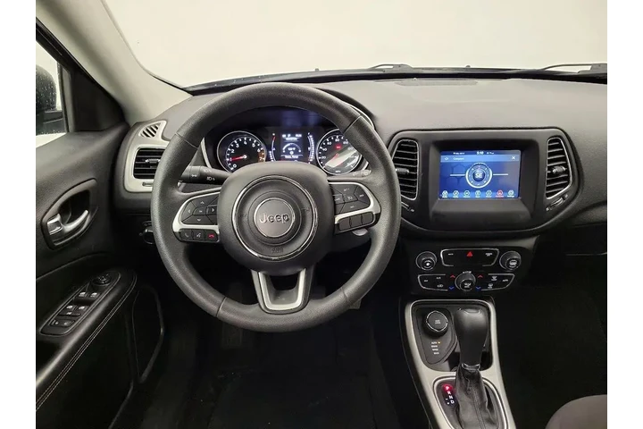 $17998 : Jeep Compass 2021 4x4 Sport image 10