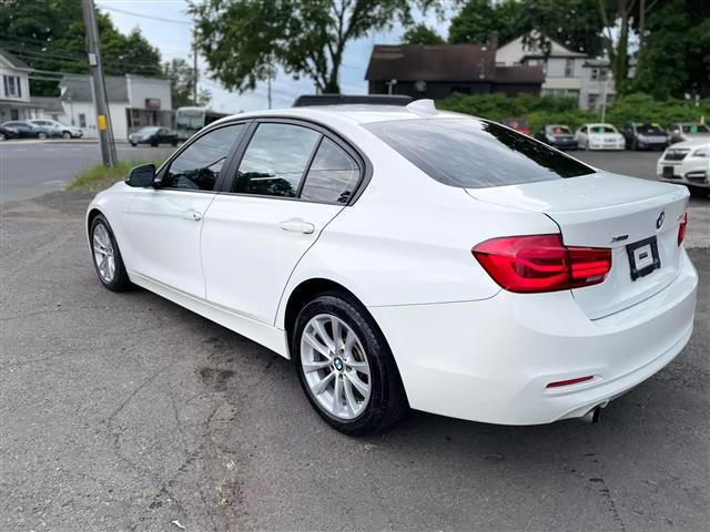 $16900 : 2017 BMW 3 SERIES2017 BMW 3 S image 5