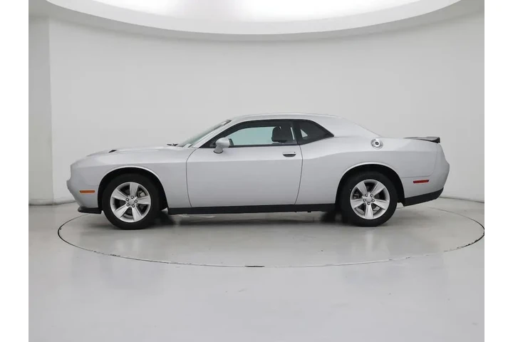 $23998 : Dodge Challenger 2023 SXT 2d image 3