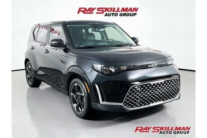 $19975 : Kia Soul 2023 EX 4dr Crossov image 1