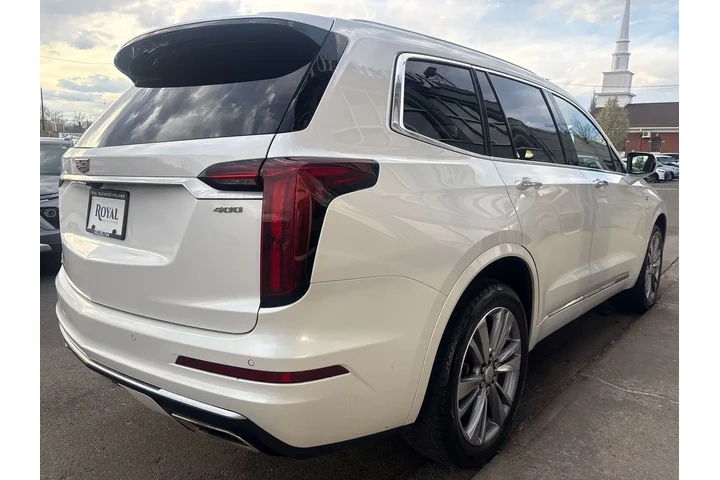 $36995 : 2023 XT6 AWD Premium Luxury image 3