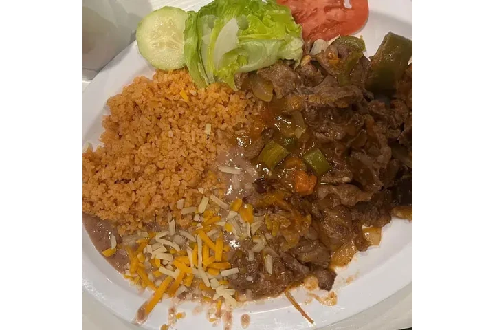El Rinconcito Bar & Grill image 5