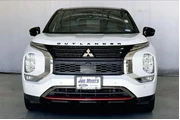 $19991 : Mitsubishi Outlander 2023 AW thumbnail