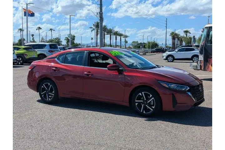 Nissan Sentra 2024 SV 4dr Se image 6