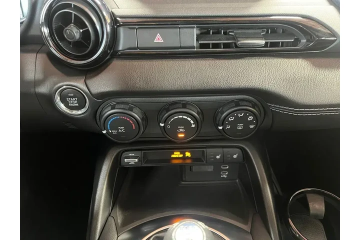 $36000 : Mazda MX-5 Miata RF 2024 Clu image 8