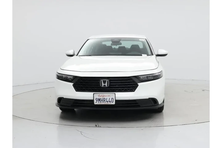 $24998 : Honda Accord 2024 LX 4dr Sed image 5