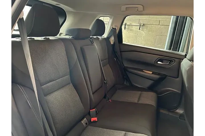 $23900 : Nissan Rogue 2024 SV 4dr Cro image 6