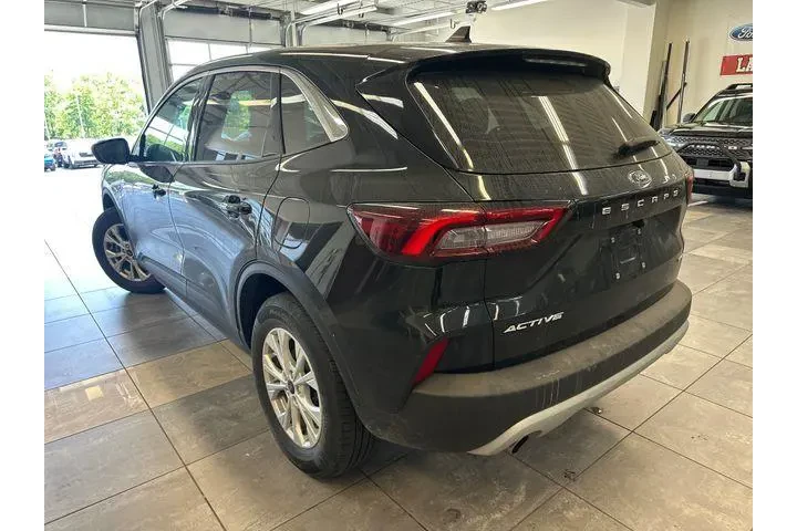 $23500 : Ford Escape 2023 AWD Active image 9