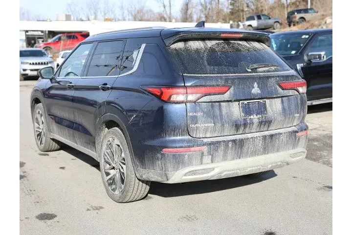 $27900 : Mitsubishi Outlander 2024 AW image 5