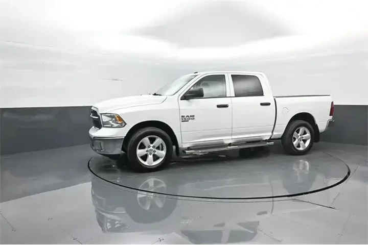 $23736 : Ram 1500 Classic 2020 4x4 Tr image 4