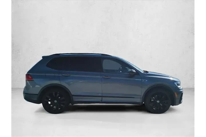 $17495 : Volkswagen Tiguan 2020 SE 4d image 4
