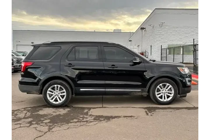 $15676 : Ford Explorer 2017 XLT 4dr S image 6