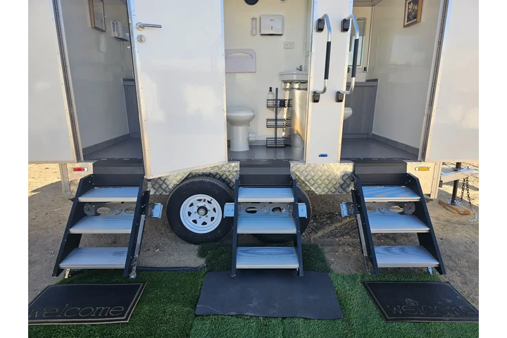 Deluxe portable restroom image 2