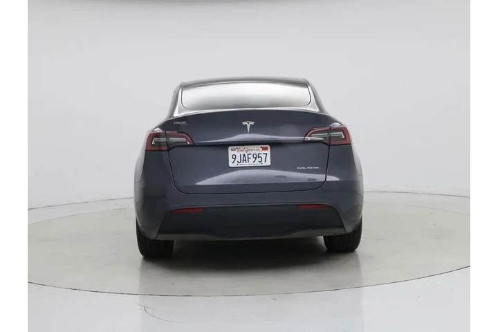 $37998 : Tesla Model Y 2023 AWD Long image 6