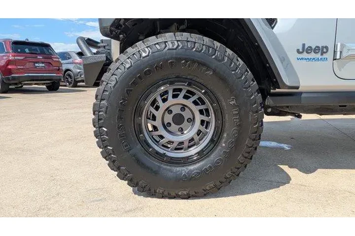 $35800 : Jeep Wrangler Unlimited 2022 image 10