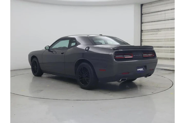 $18998 : Dodge Challenger 2018 SXT 2d image 2