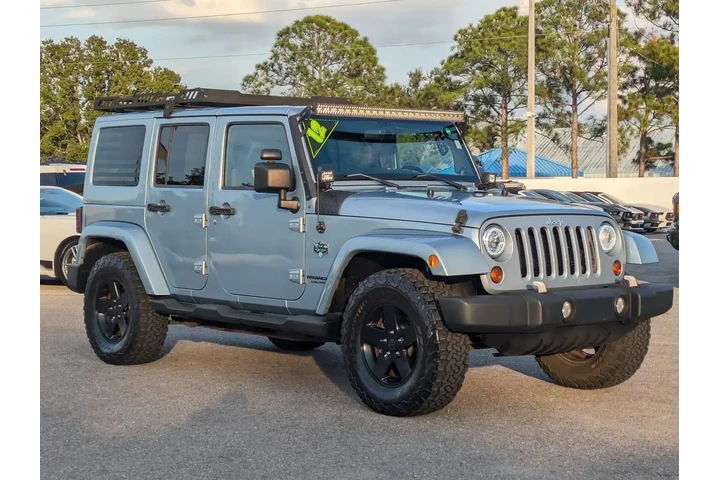 $15997 : Jeep Wrangler Unlimited 2012 image 2
