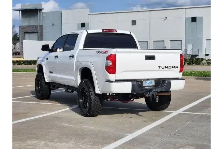 $33782 : Toyota Tundra 2019 4x4 TRD P image 7