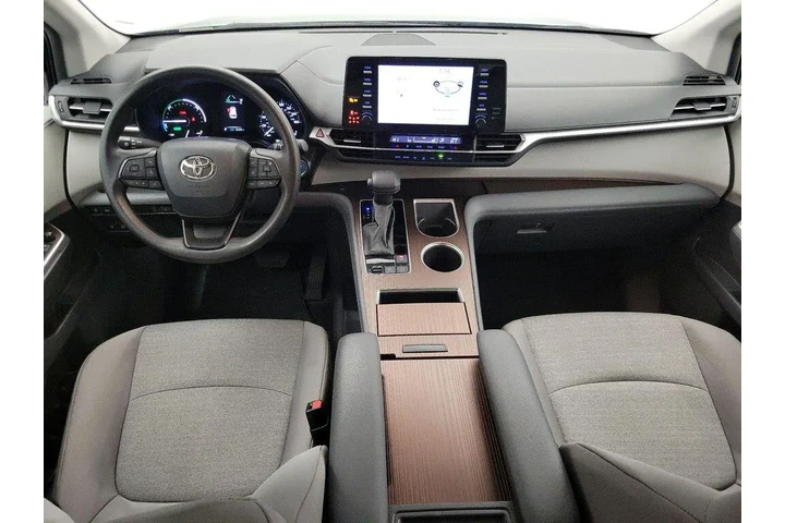 $37998 : Toyota Sienna 2024 LE 8-Pass image 9