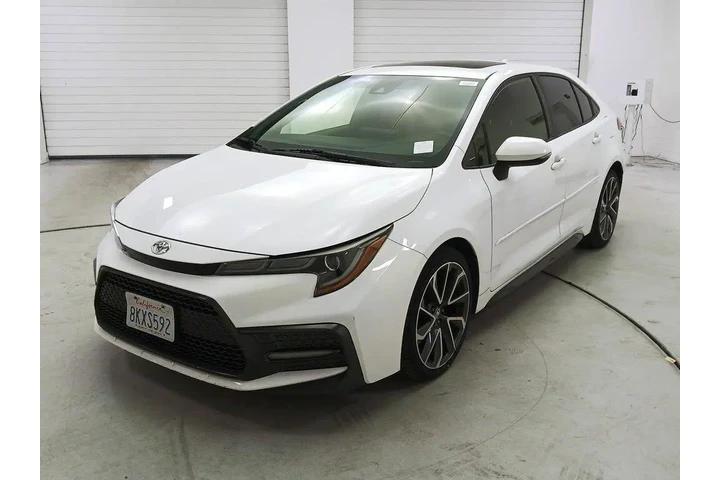 $18998 : Toyota Corolla 2020 XSE 4dr image 3