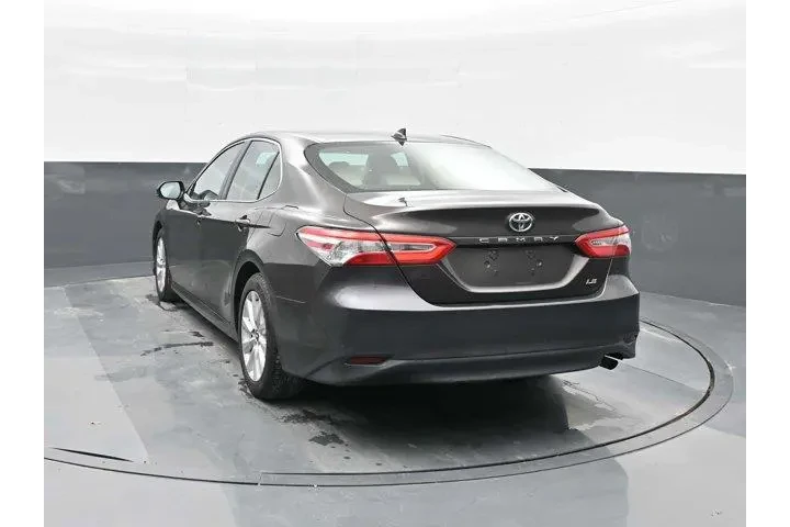 $17886 : Toyota Camry 2019 LE 4dr Sed image 2