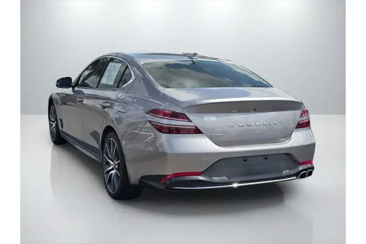 $32999 : Genesis G70 2023 2.0T 4dr Se image 7