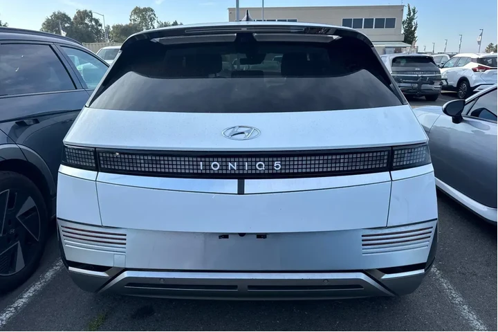 $28990 : Hyundai IONIQ 5 2024 Limited image 4