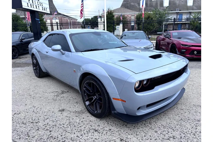2021 Challenger R/T Scat Pack image 2