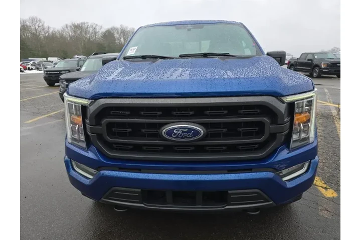 $39399 : Ford F-150 2023 4x4 XL 4dr S image 3