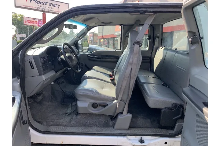 $12999 : 2006 F-250 SD XLT SuperCab Lo image 5