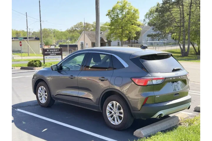 $6999 : 2020 Escape SE image 7