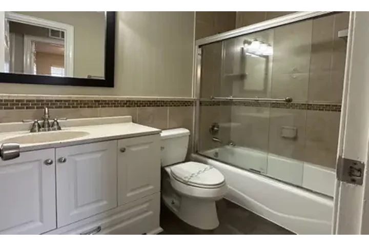 $1800 : Affordable Single Family home image 5