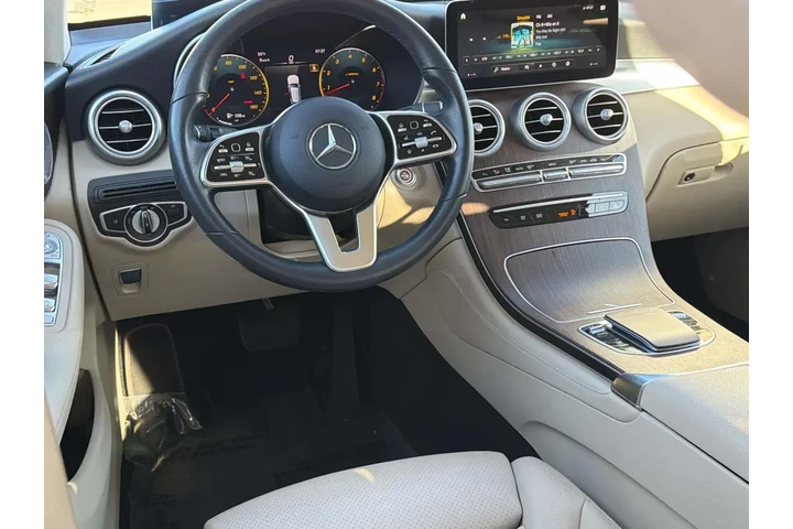 $19250 : Mercedes-Benz GLC 2020 AWD G image 10